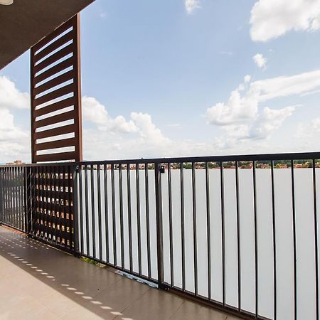 Sunny View 2 Bedroom Central Apartment Oradea Extérieur photo