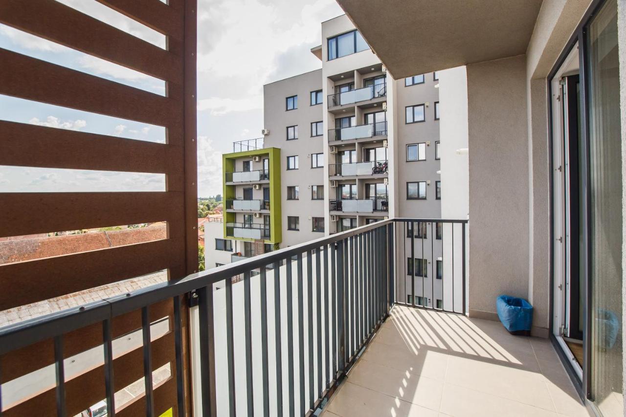 Sunny View 2 Bedroom Central Apartment Oradea Extérieur photo