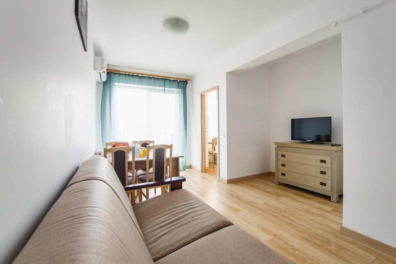 Sunny View 2 Bedroom Central Apartment Oradea Extérieur photo